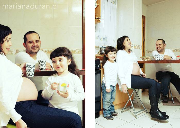 familia disfrutando un desayuno en la cocina