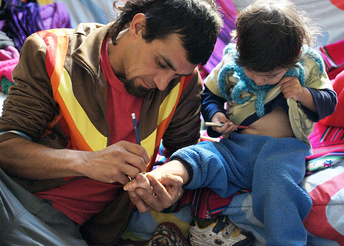 Papá e Hijo Pintando